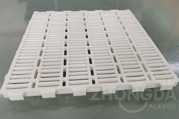 仲達塑膠塑料漏縫板采用什么材質(zhì)塑料？